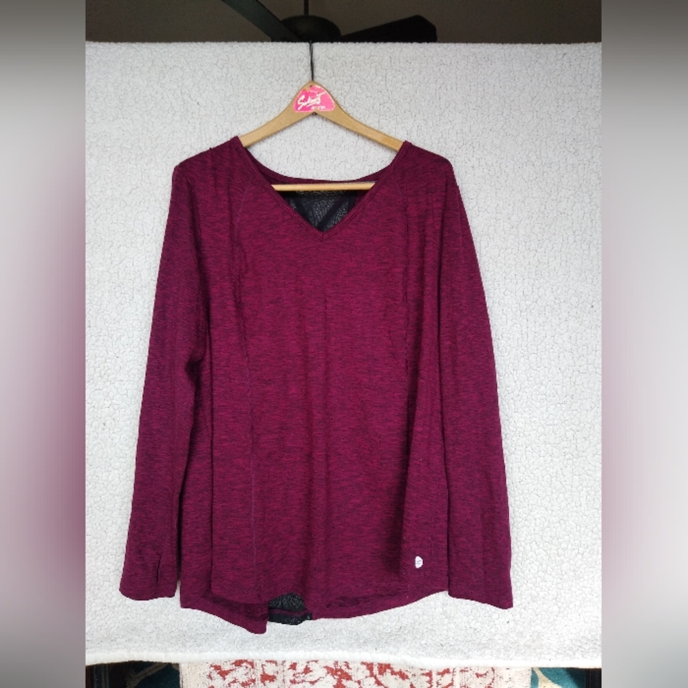 Women's Livi Athletic Top